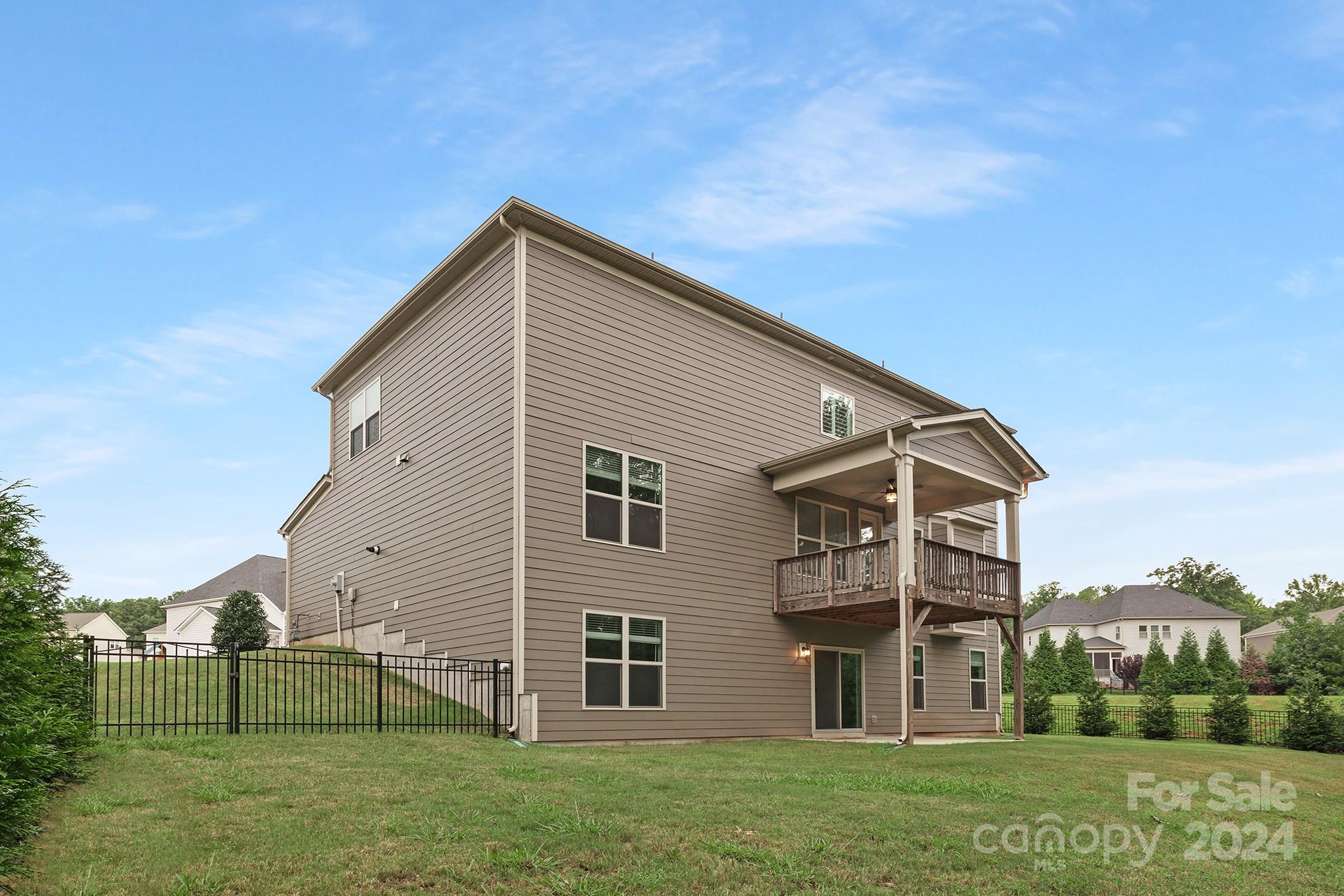 The Retreat at Rayfield - Residential