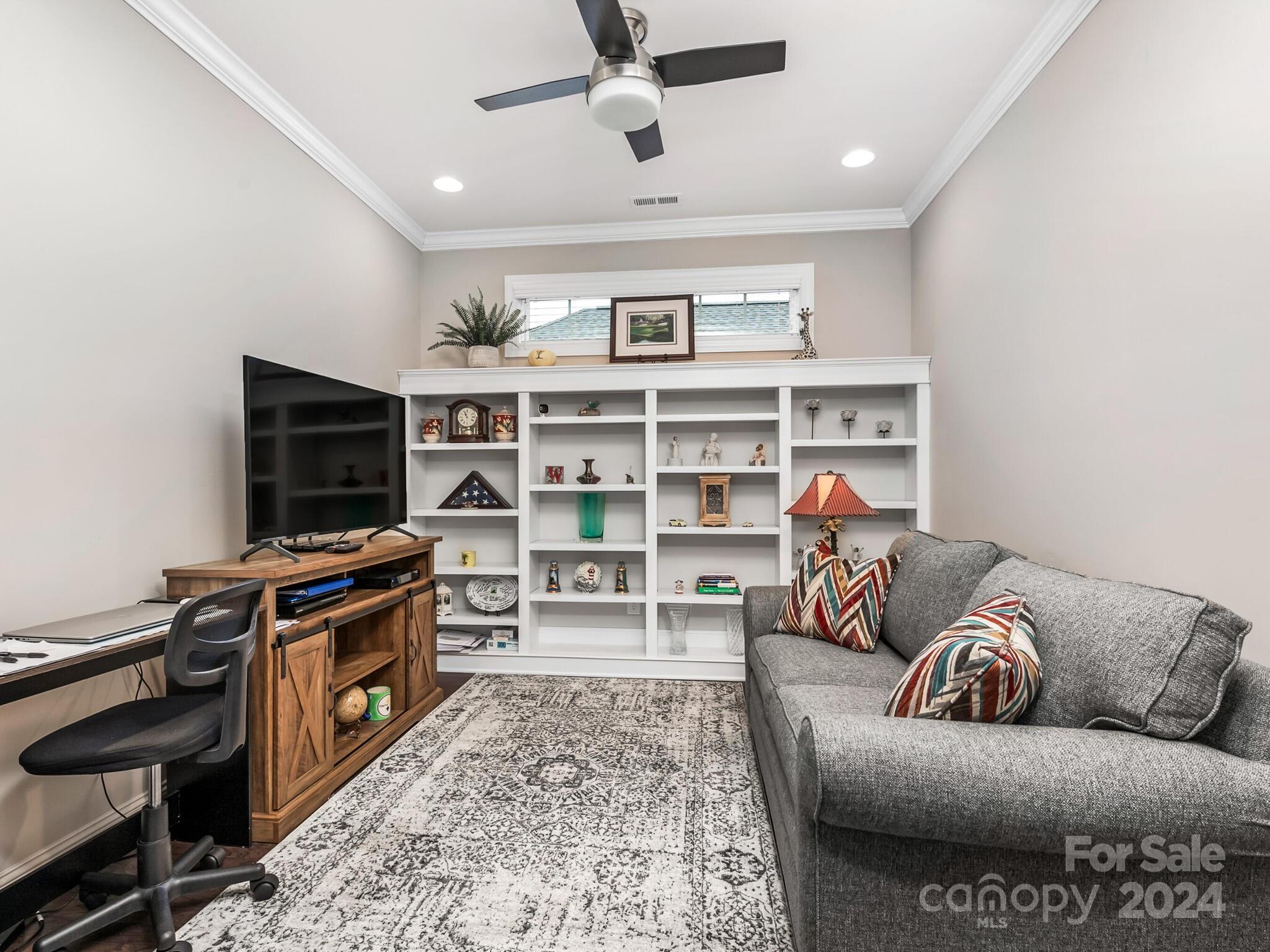 The Courtyards on Lake Norman - Residential