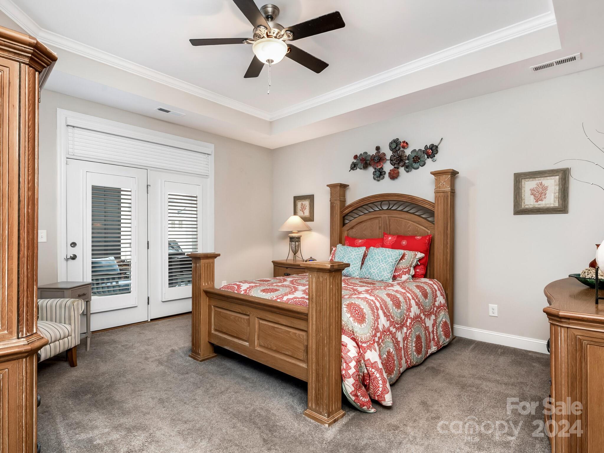 The Courtyards on Lake Norman - Residential
