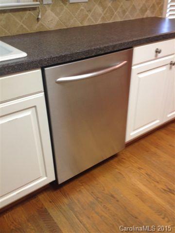 Queen Charlottes Court - Residential Lease