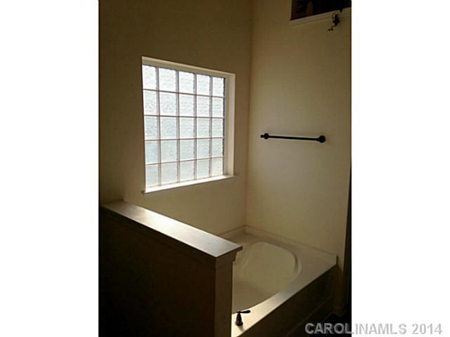 Almond Glen - Residential