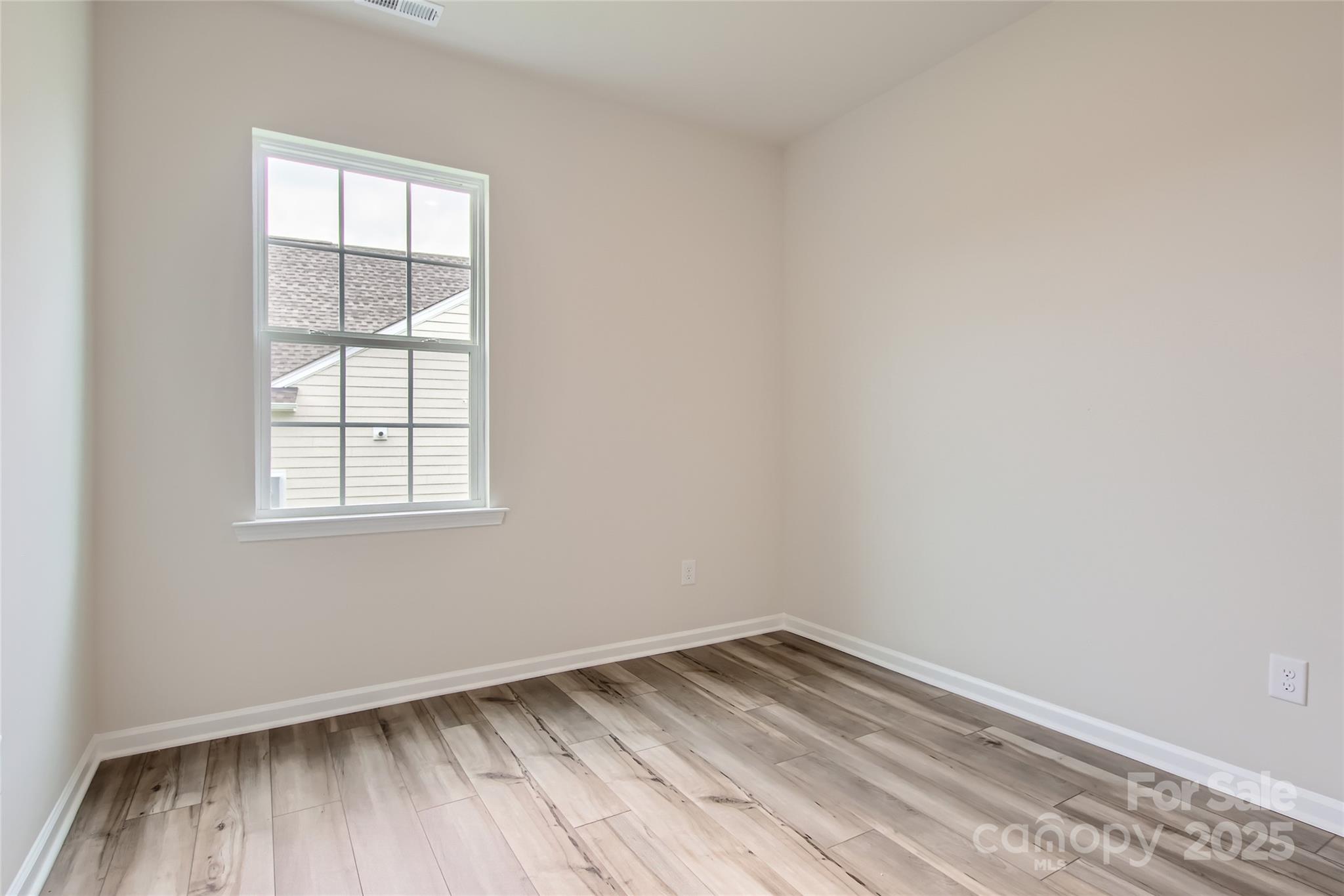 Roselyn - Residential