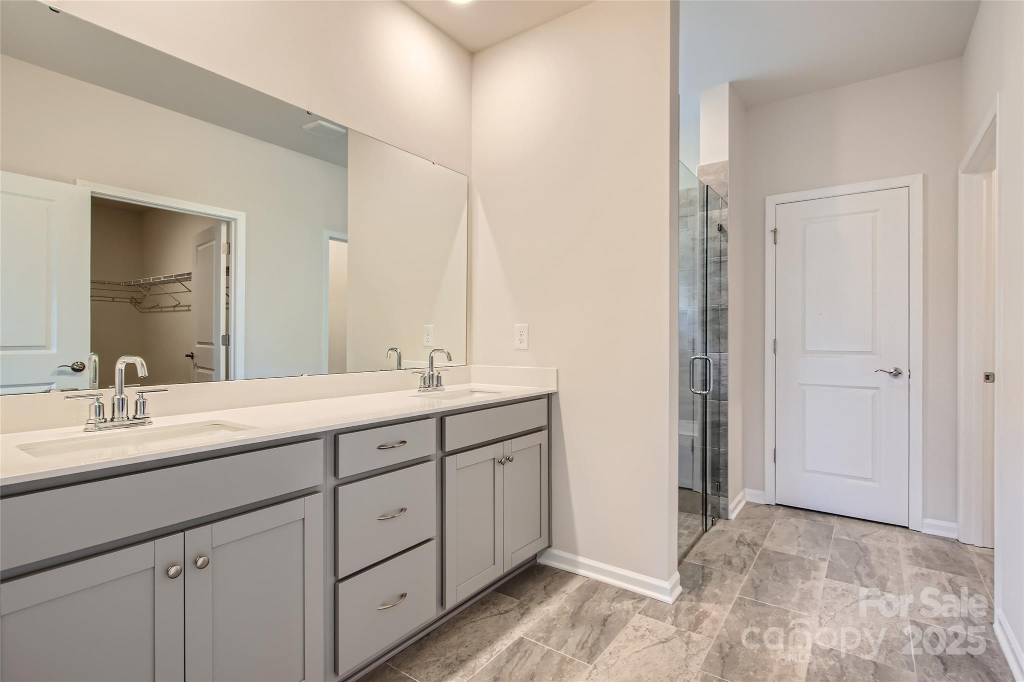 Roselyn - Residential