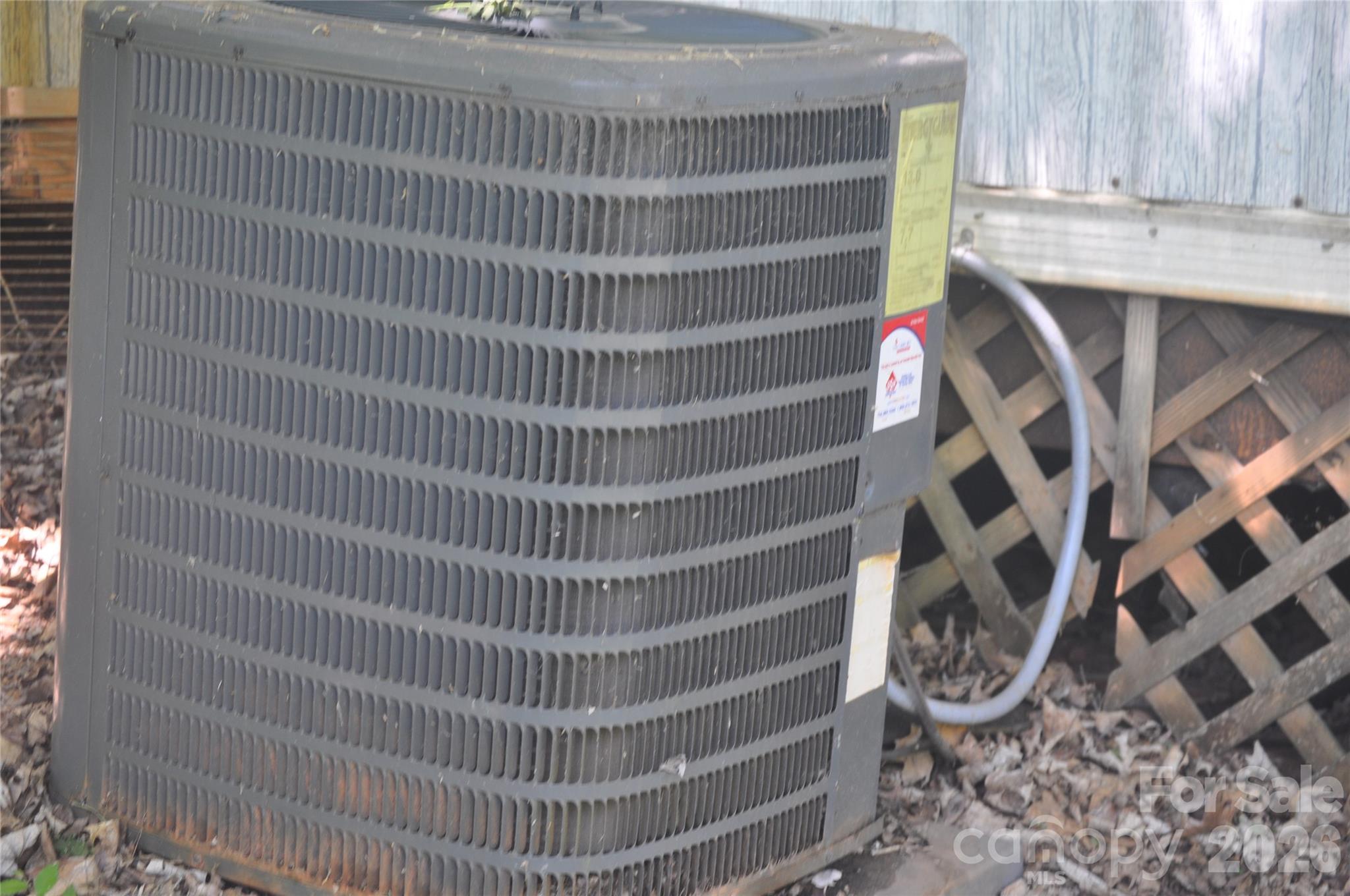 Paradise Point - Land