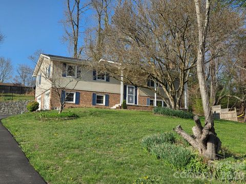 106 Shelly Drive Hendersonville NC 28792