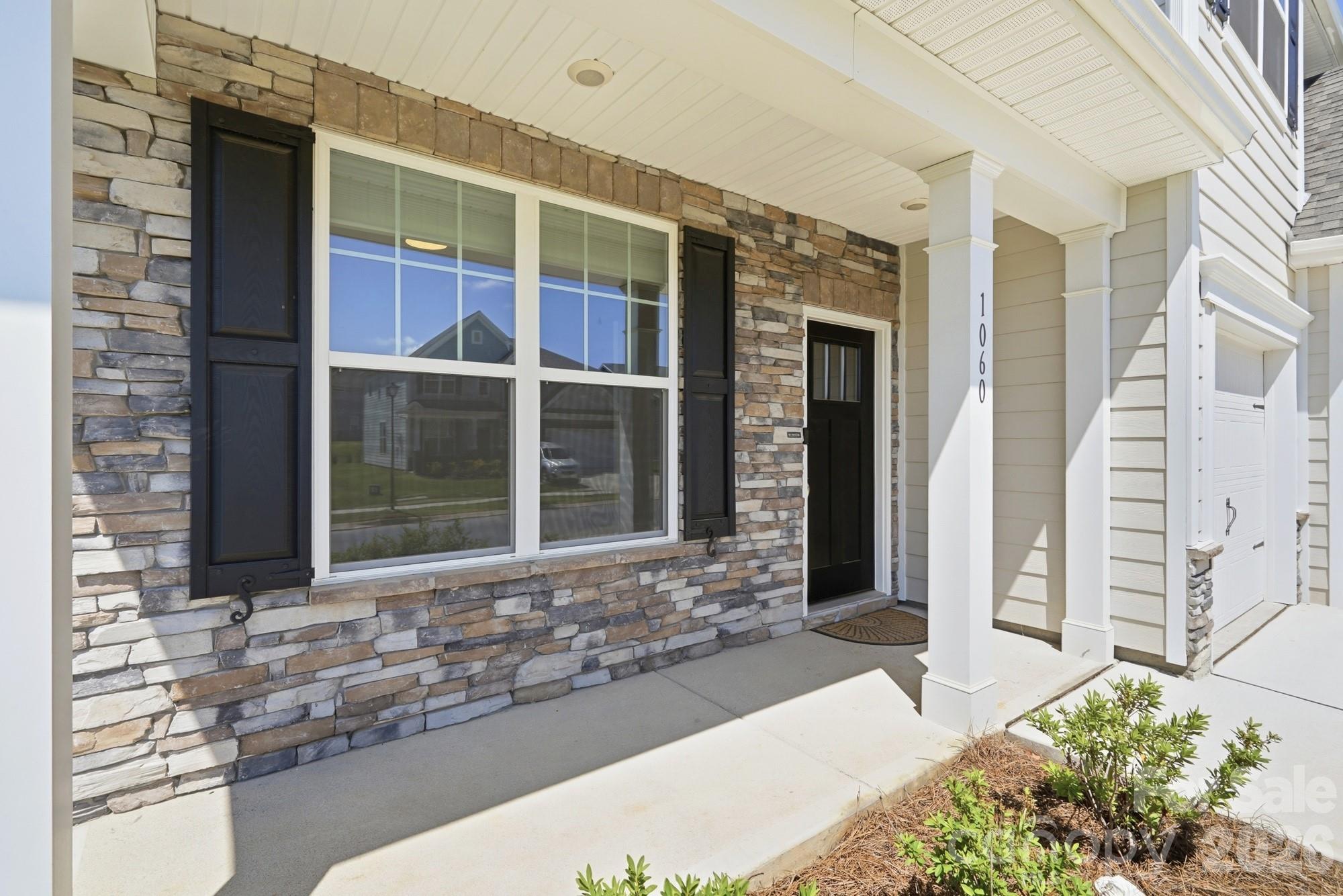 1060 Merganser Way