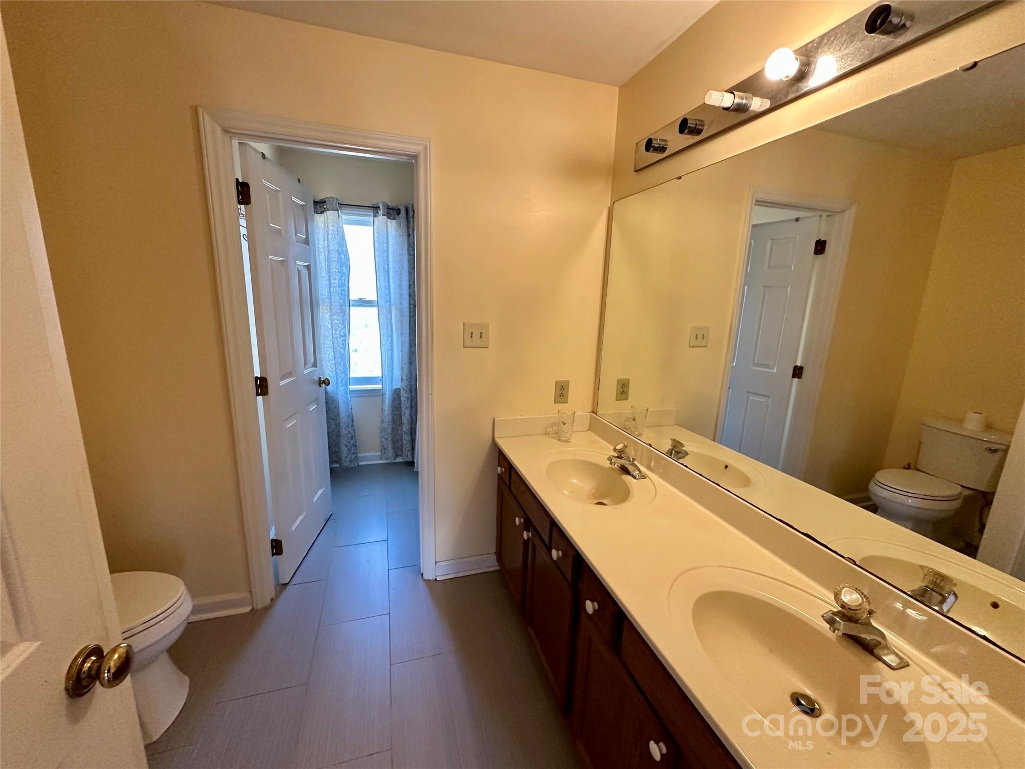 Shady Creek - Residential