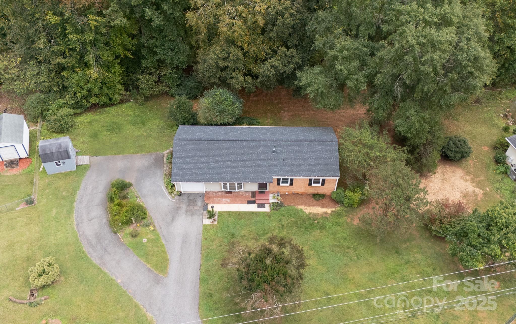 104 Hillcrest Drive