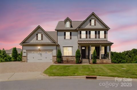 Photo of 15431 Cimarron Hills Lane, Charlotte, NC 28278 (MLS # 4298385)