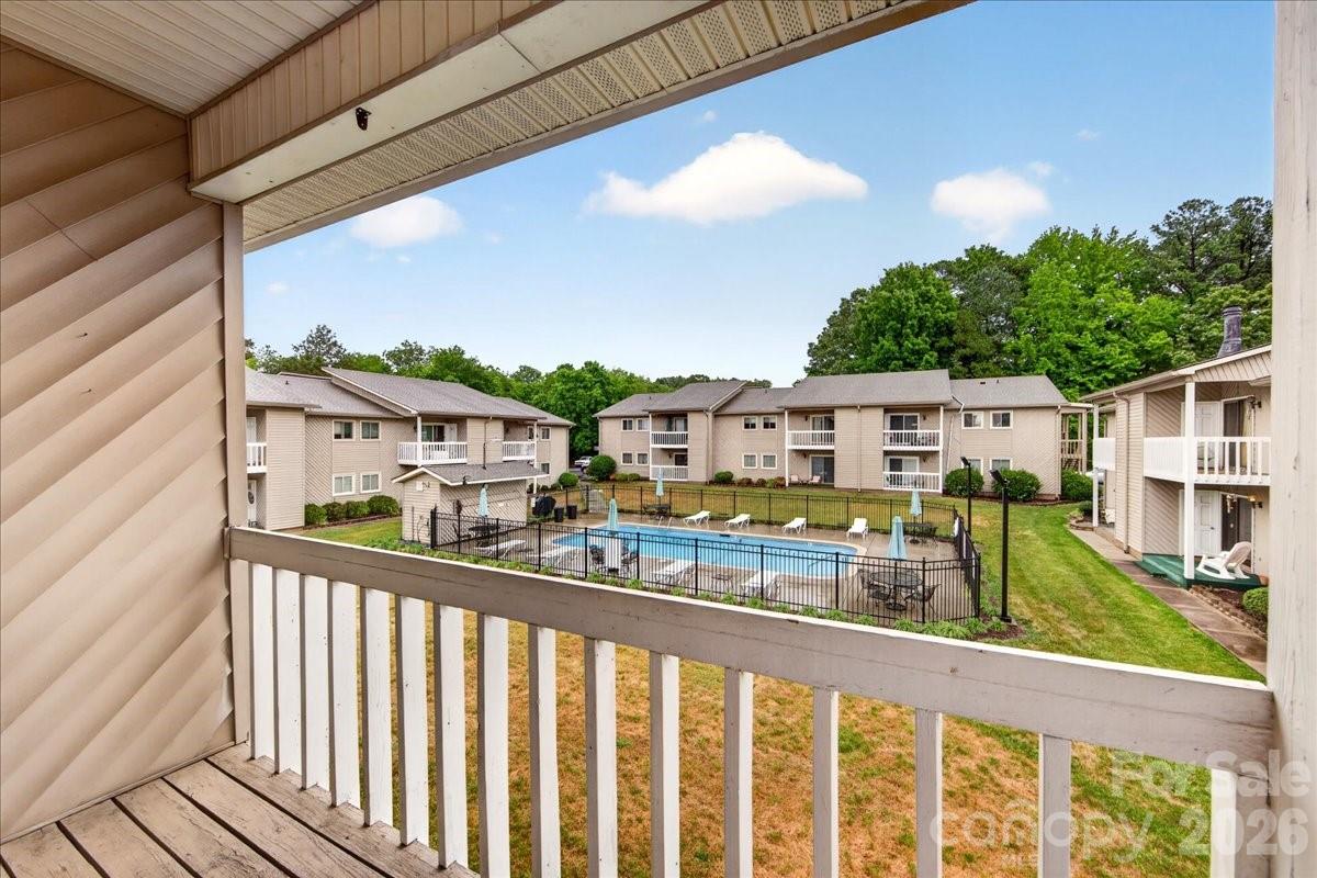 Candlewood Square - Residential