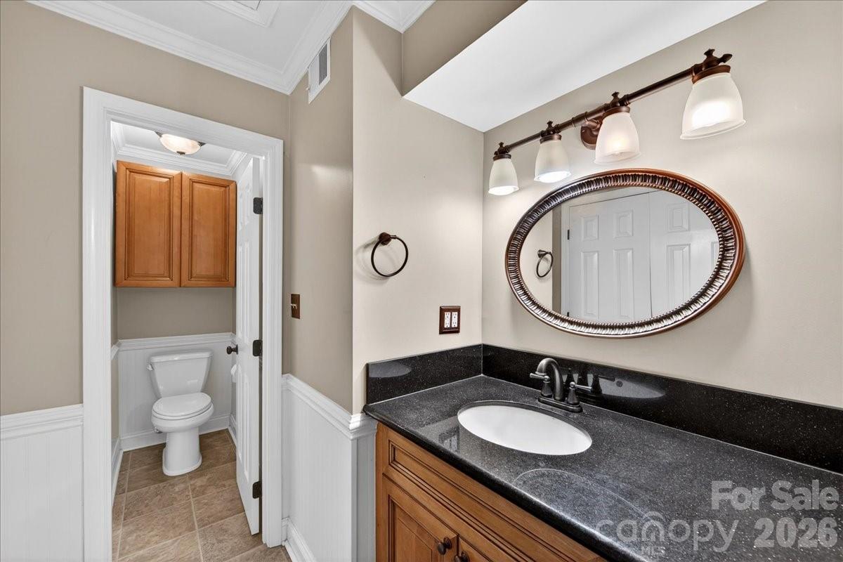 Candlewood Square - Residential