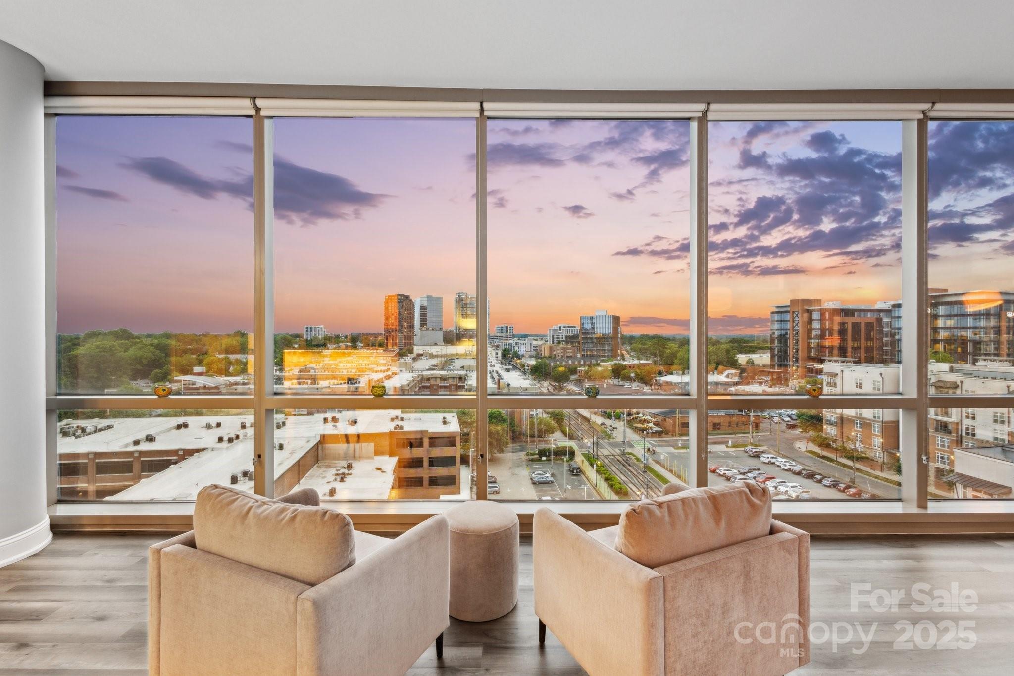 315 Arlington Avenue 1104