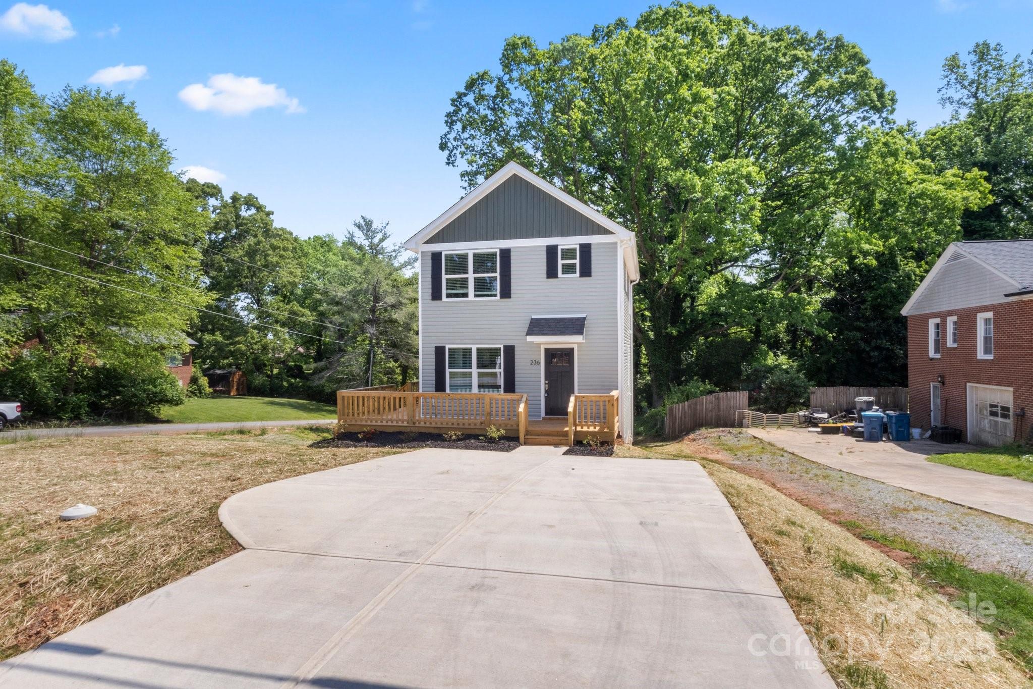 236 Elizabeth Avenue