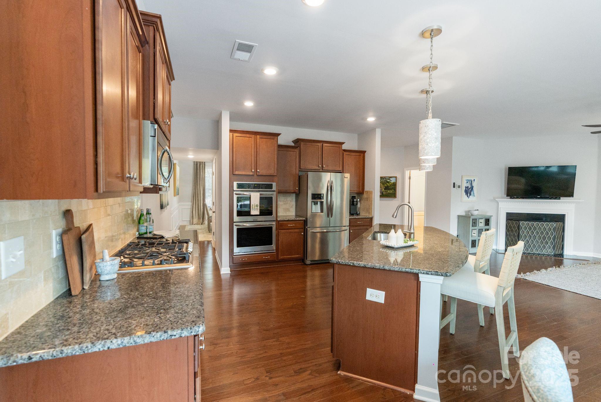 The Pinnacle At Handsmill - Residential