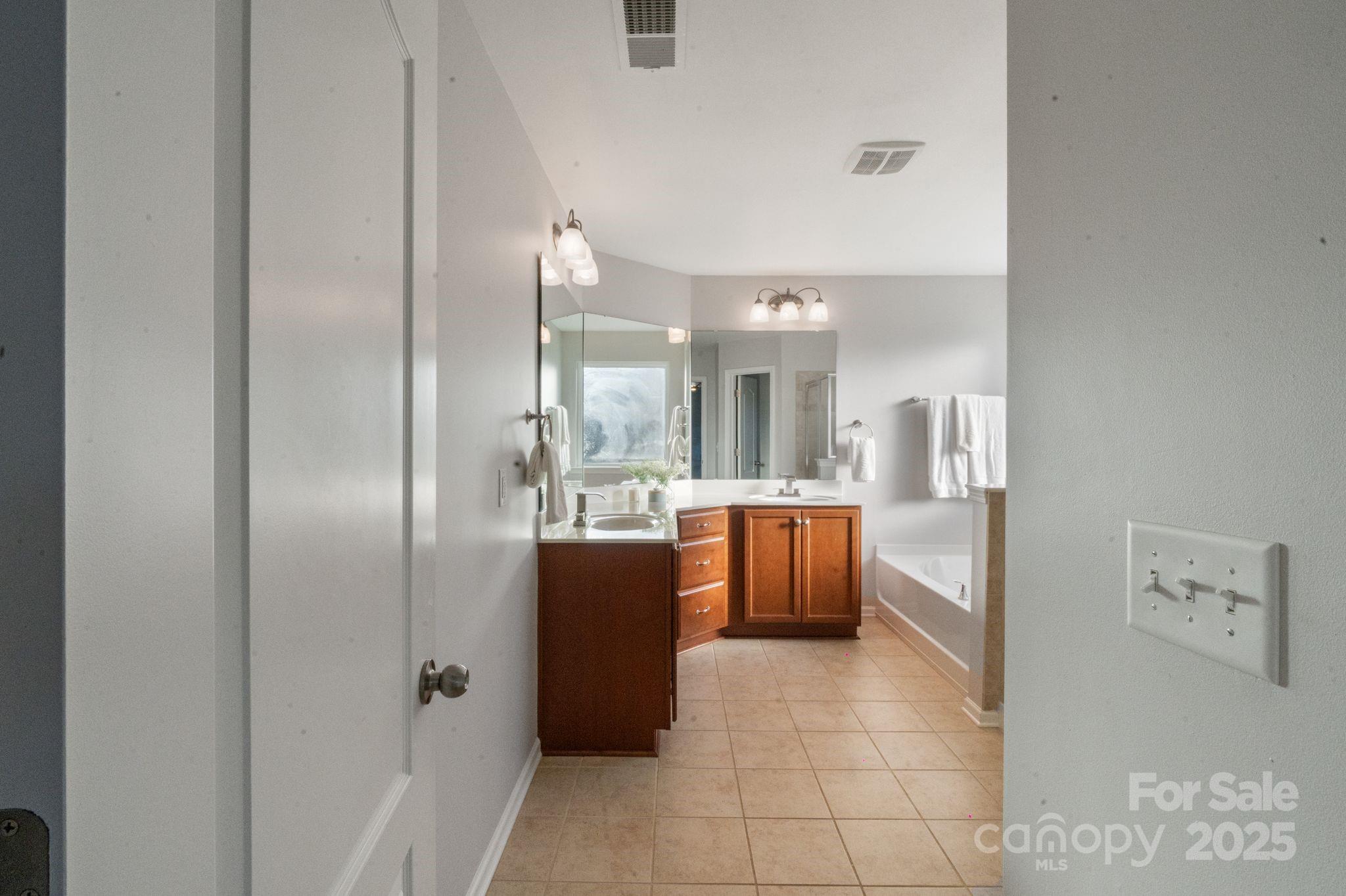 The Pinnacle At Handsmill - Residential