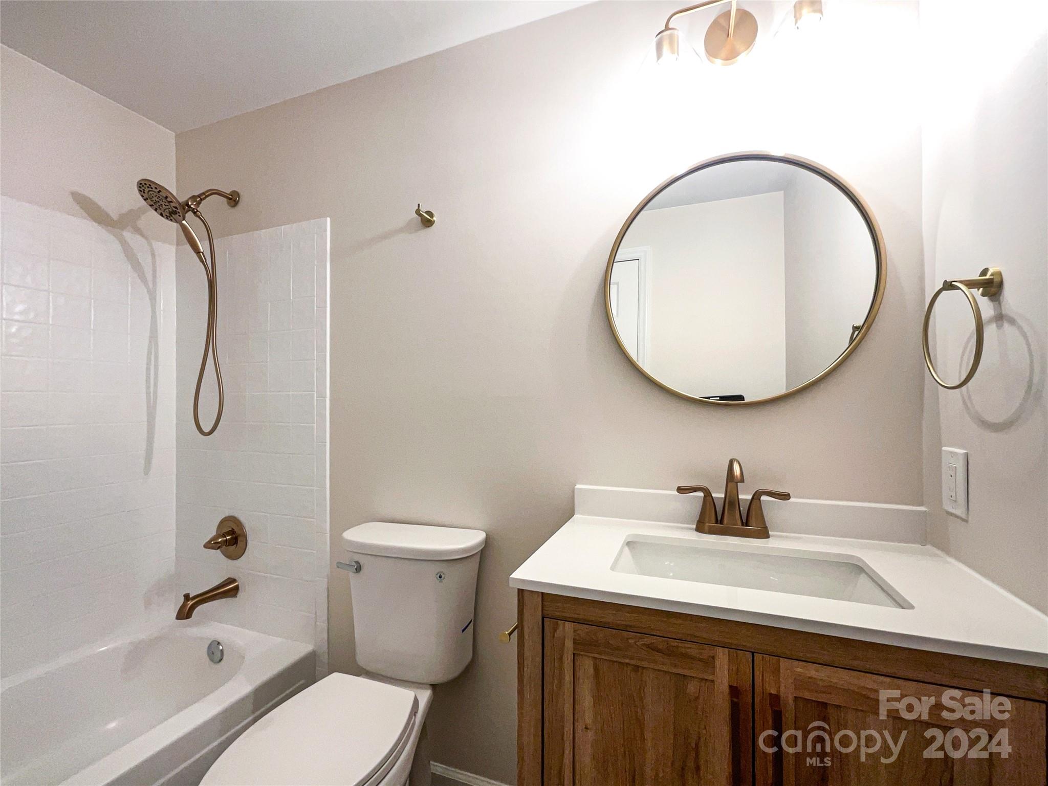 Courtney - Residential