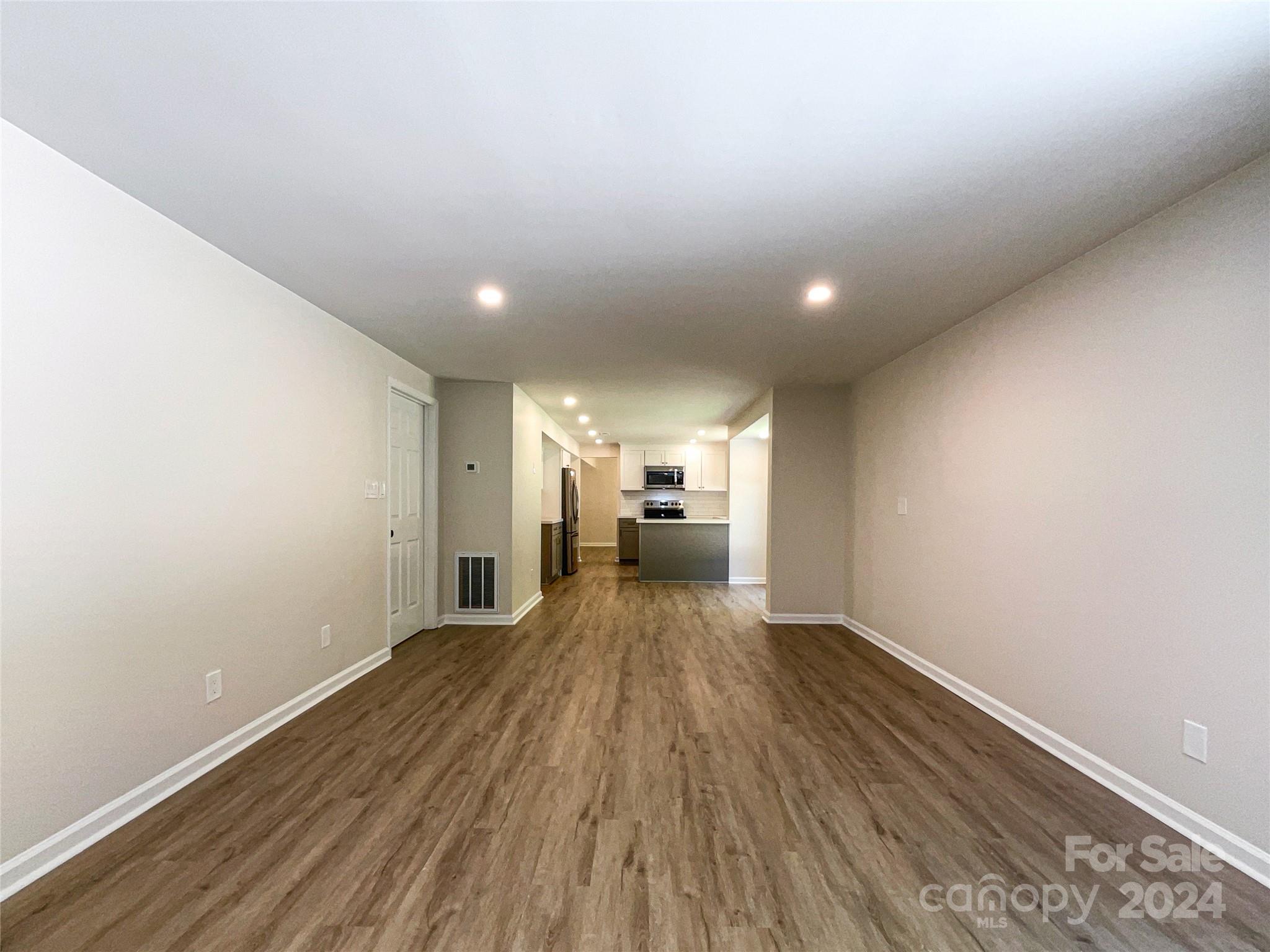 Courtney - Residential