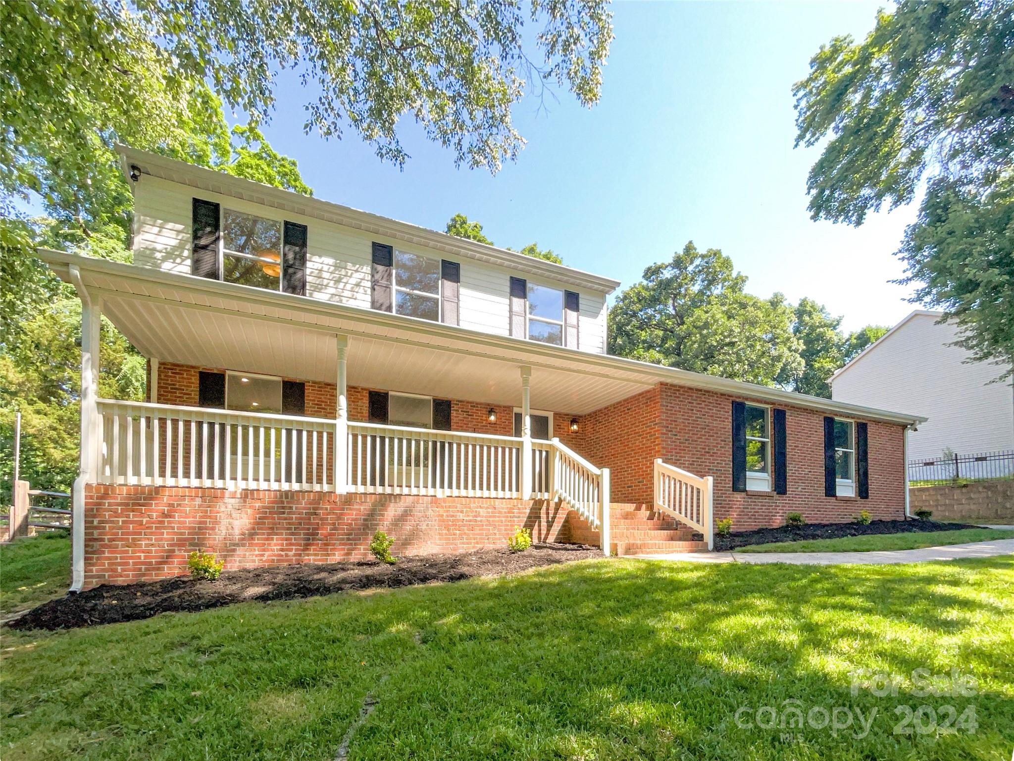 Courtney - Residential