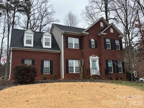 Photo of 1013 Muirfield Drive, Mooresville, NC 28115 (MLS # 4330362)
