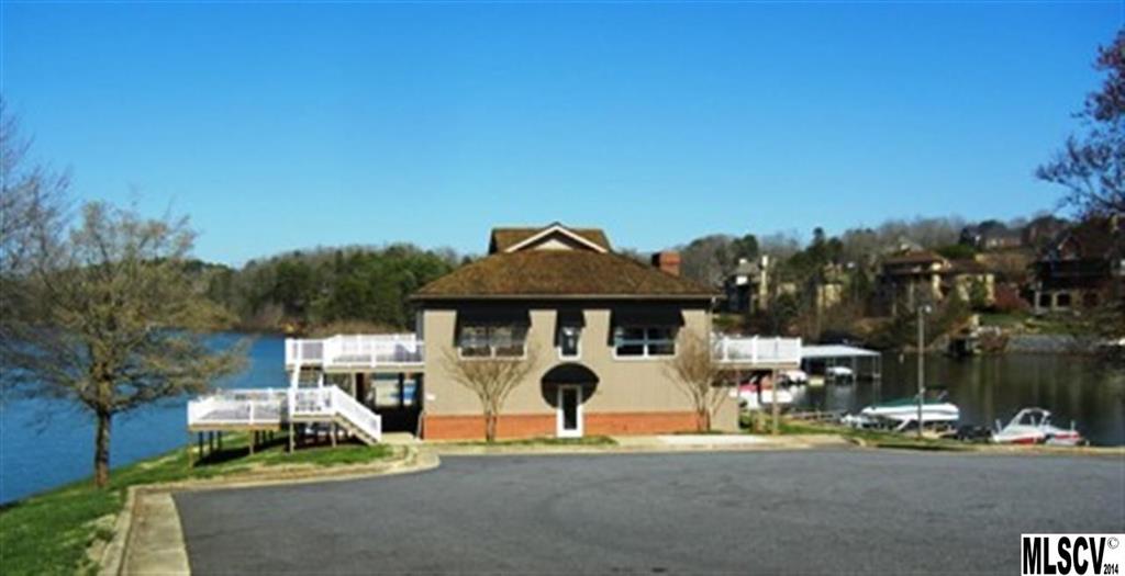 Moores Ferry - Residential