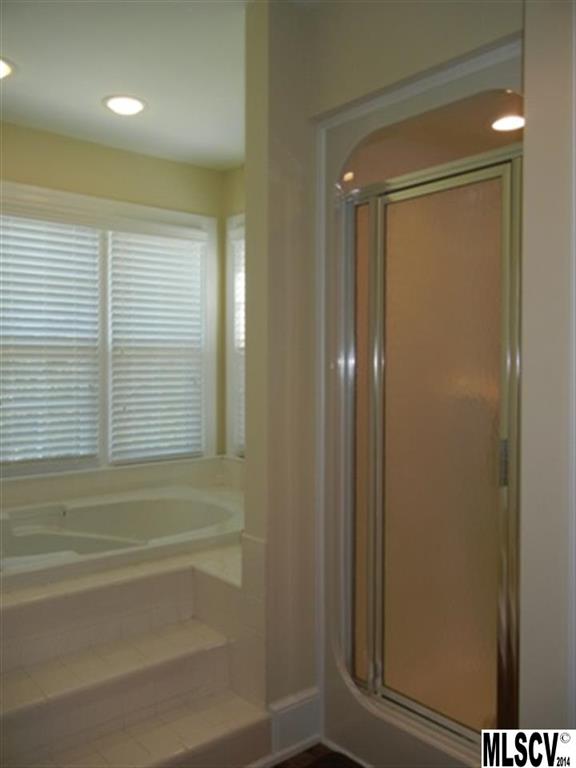 Moores Ferry - Residential