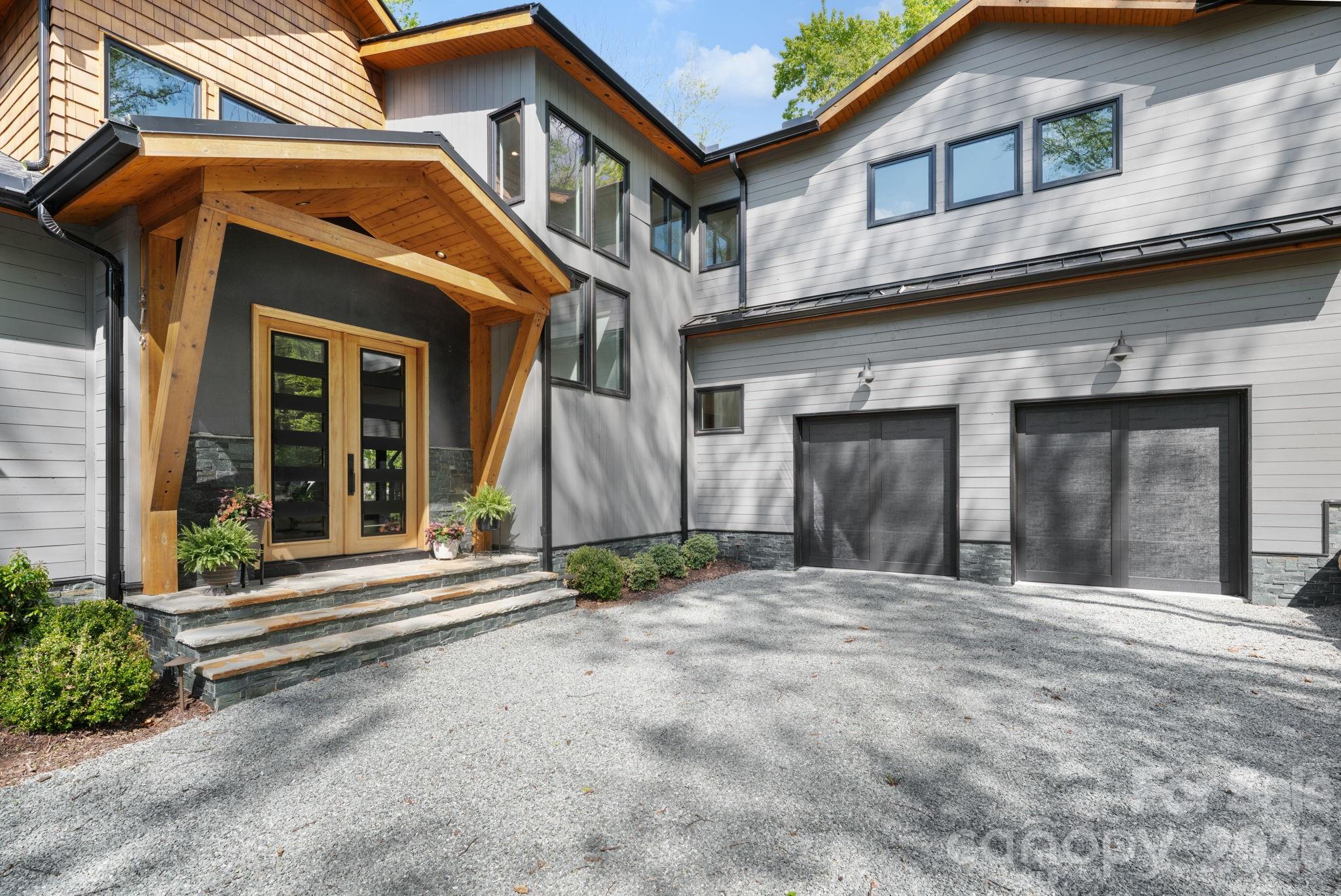 576 Eagle Springs Trail