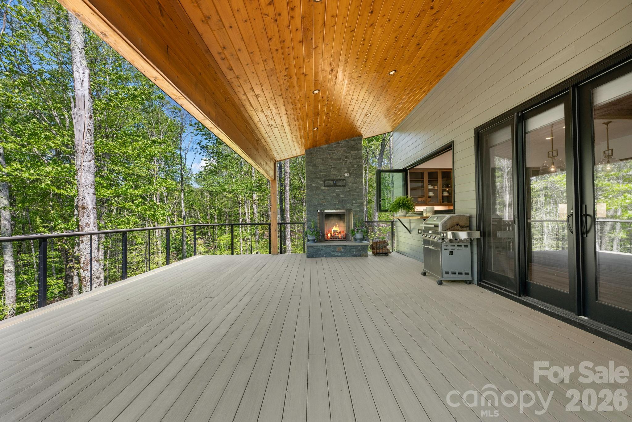 The Lodges At Eagles Nest - Residential
