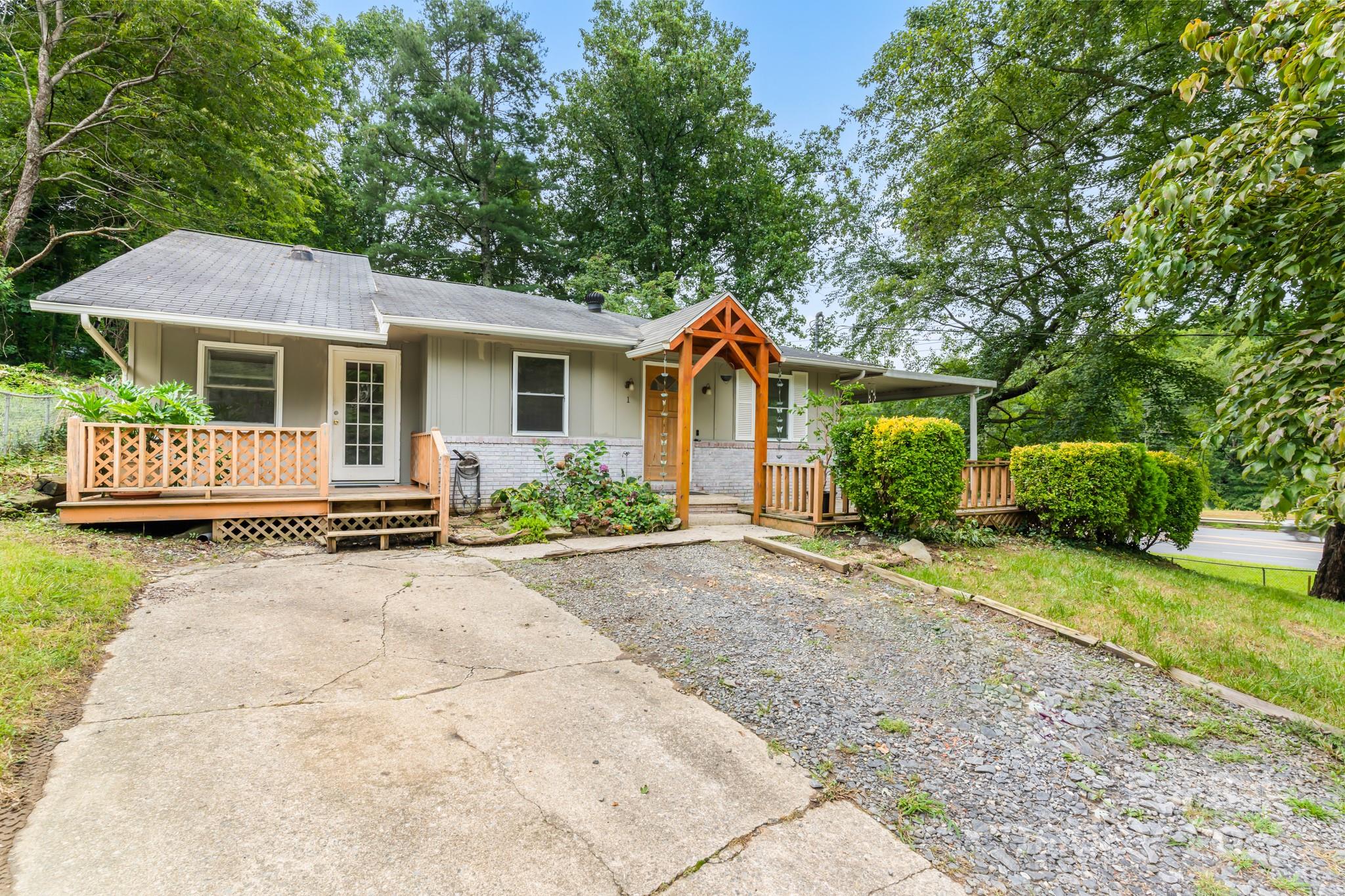 1 Eastcrest Drive