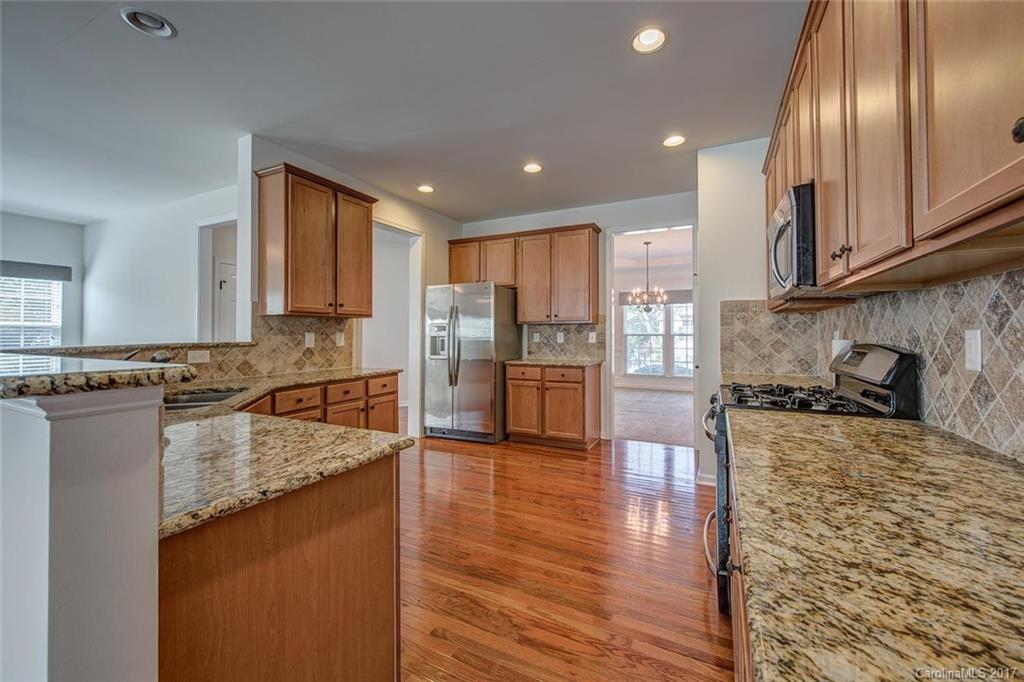 Lakepoint - Residential