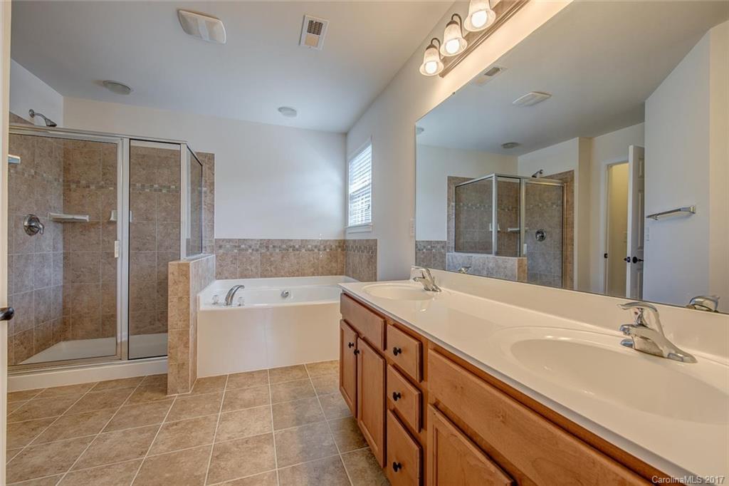 Lakepoint - Residential