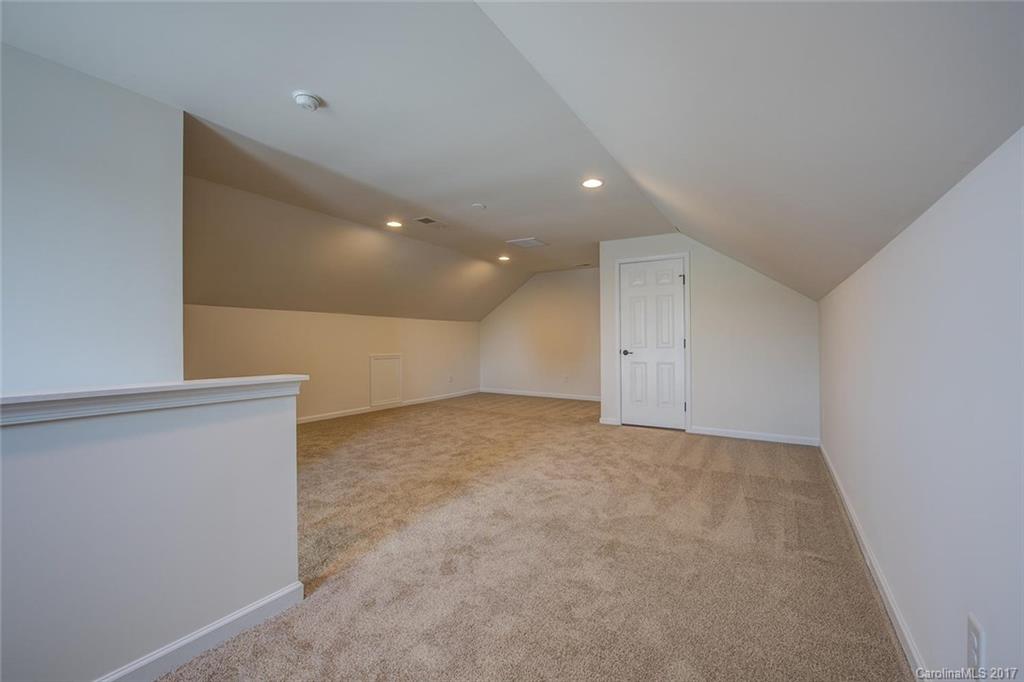 Lakepoint - Residential