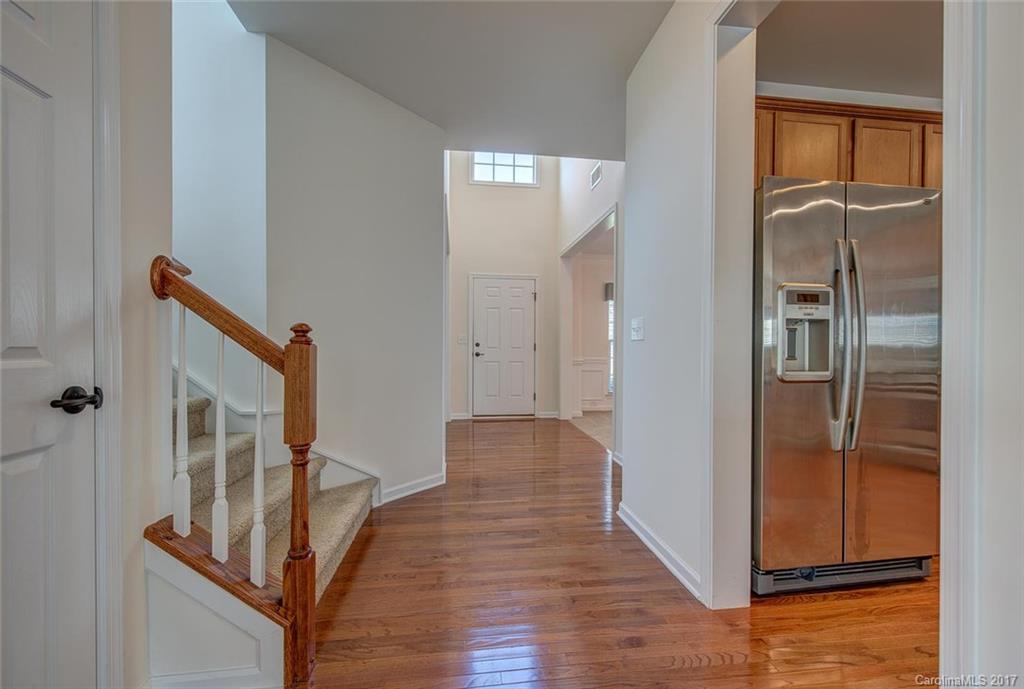 Lakepoint - Residential