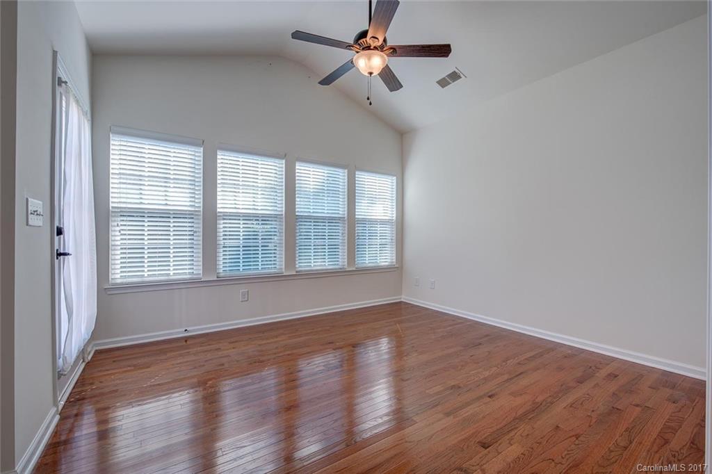 Lakepoint - Residential