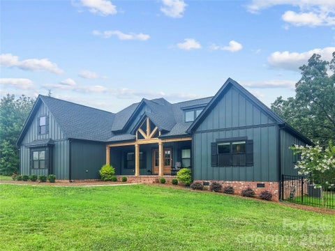 Photo of 501 Edmunds Lane, Clover, SC 29710 (MLS # 4400753)