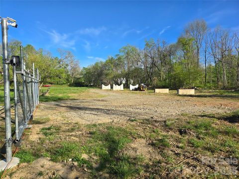 65 Mills Gap Road Fletcher NC 28732