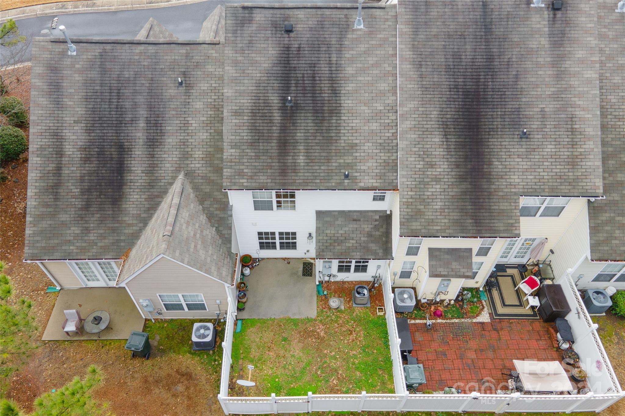 Lexington Commons - Residential