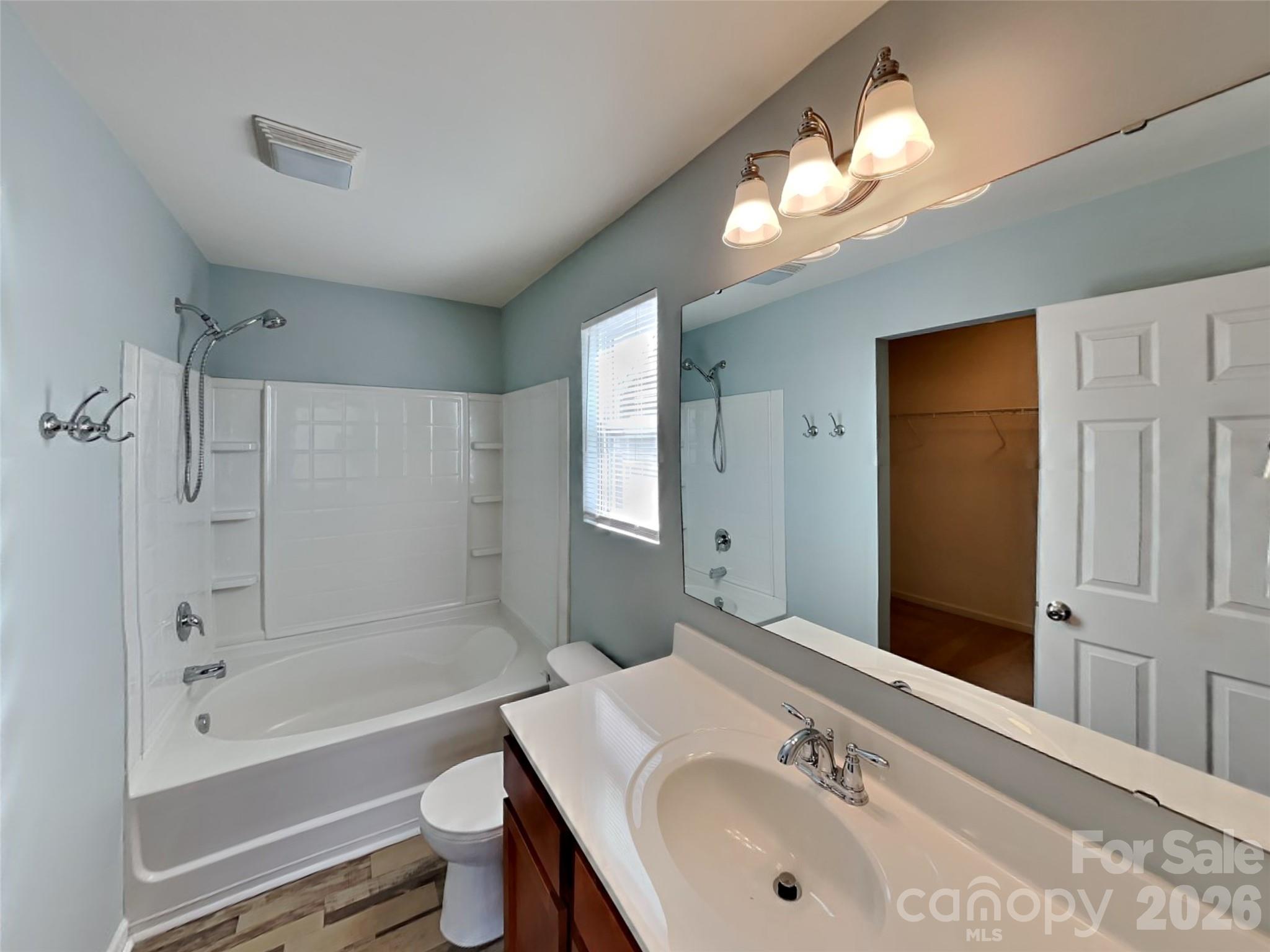 Marthas Ridge - Residential