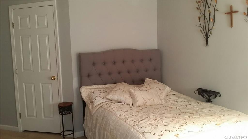 Autumn Cove At Lake Wylie - Residential