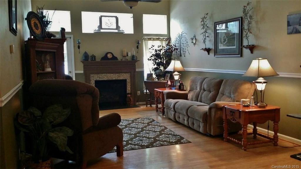 Autumn Cove At Lake Wylie - Residential