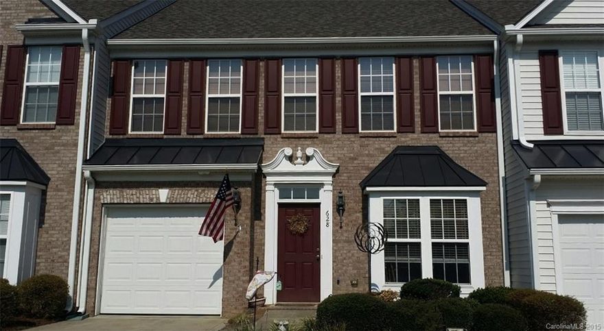 Great floor plan with master on main level. All bedrooms have walk-in closets. Large walk-in attic on upper level. Private, fenced backyard with available gas connect for grilling. Community amenities include pool, clubhouse, rec area and boat storage with availability.