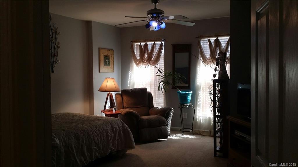 Autumn Cove At Lake Wylie - Residential