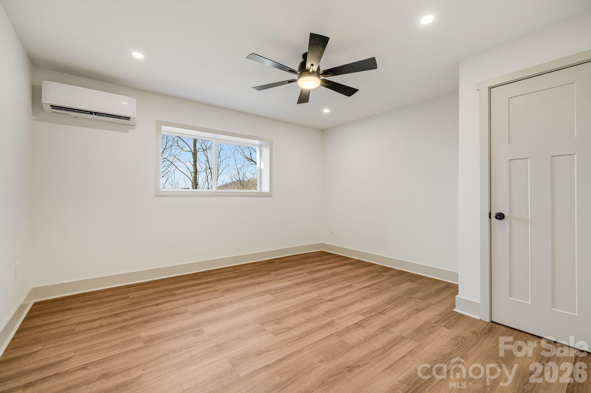 Wolf Laurel - Residential