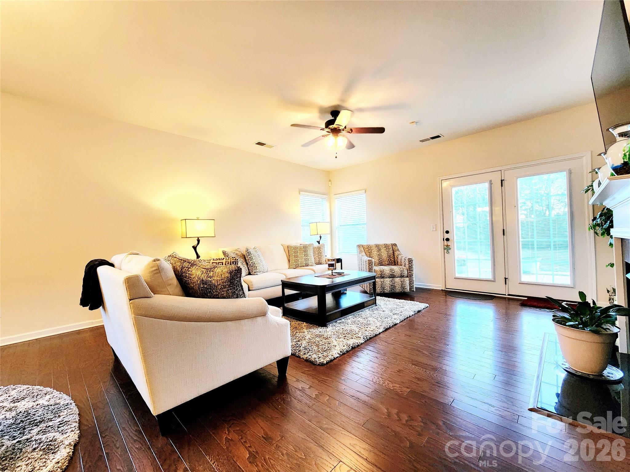 Clarabella - Residential