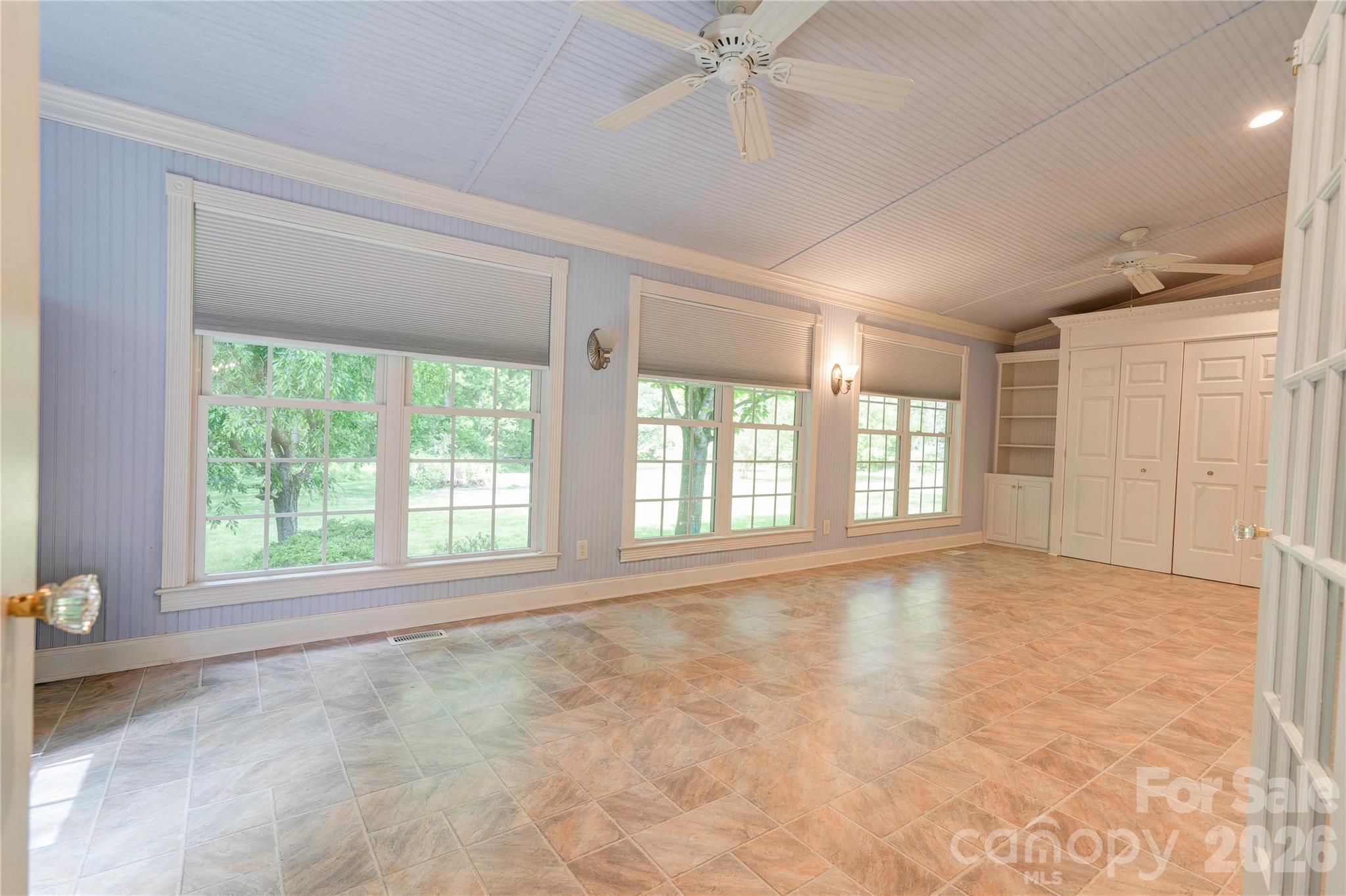 Pleasantdale Acres - Residential