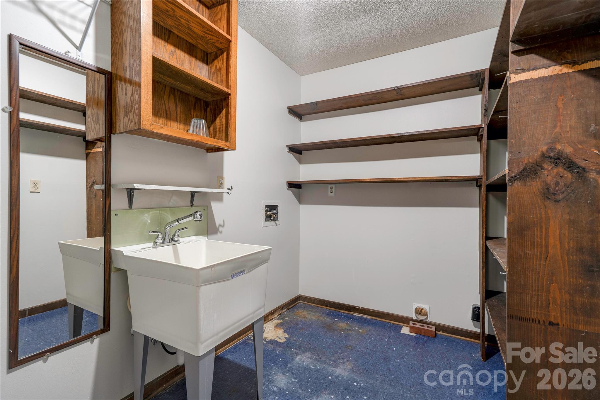 Pleasantdale Acres - Residential