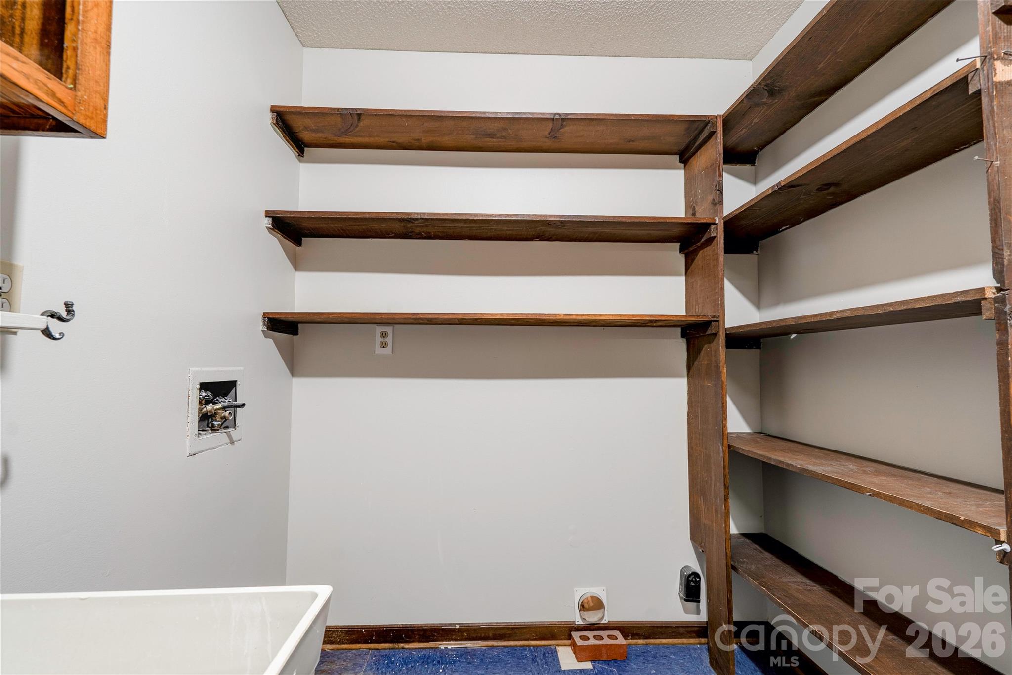 Pleasantdale Acres - Residential