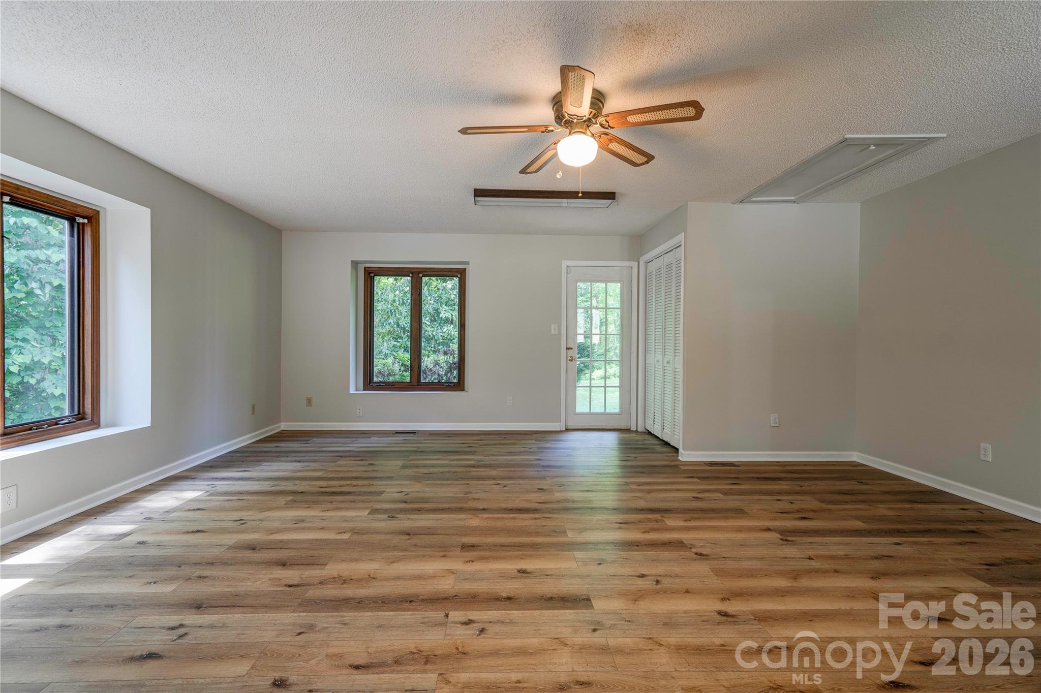 Pleasantdale Acres - Residential