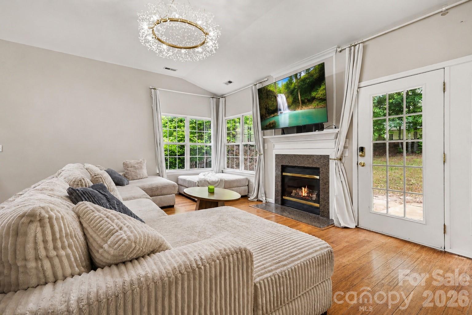 10312 Fairbourne Court