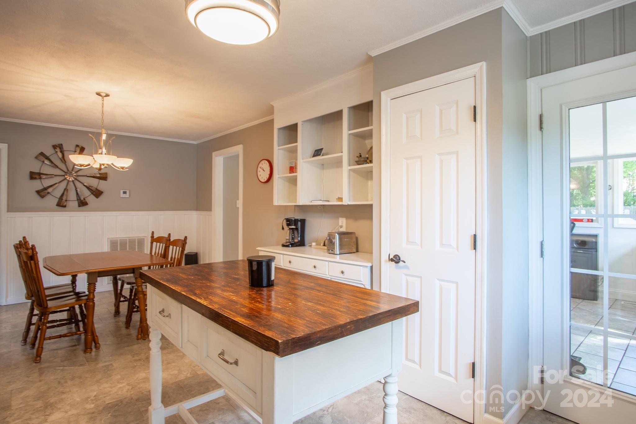 Crestland Heights - Residential