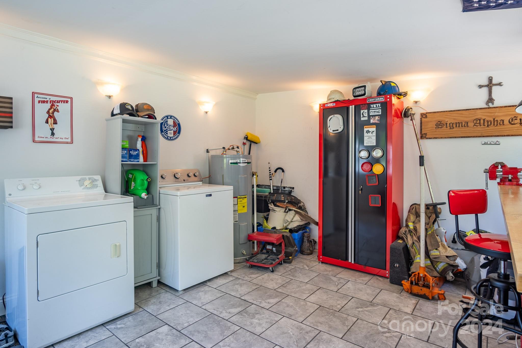 Crestland Heights - Residential